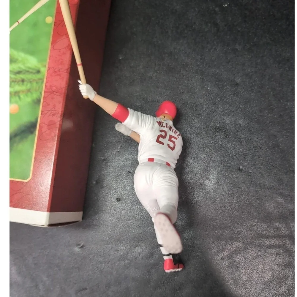 Mark‎ McGwire Hallmark Ornament, At the Ballpark Series #3, Baseball Keepsake
